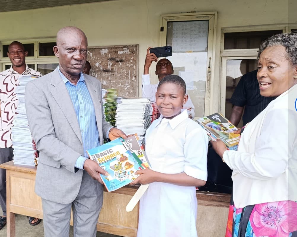 Images showing our impact in communities by books donations